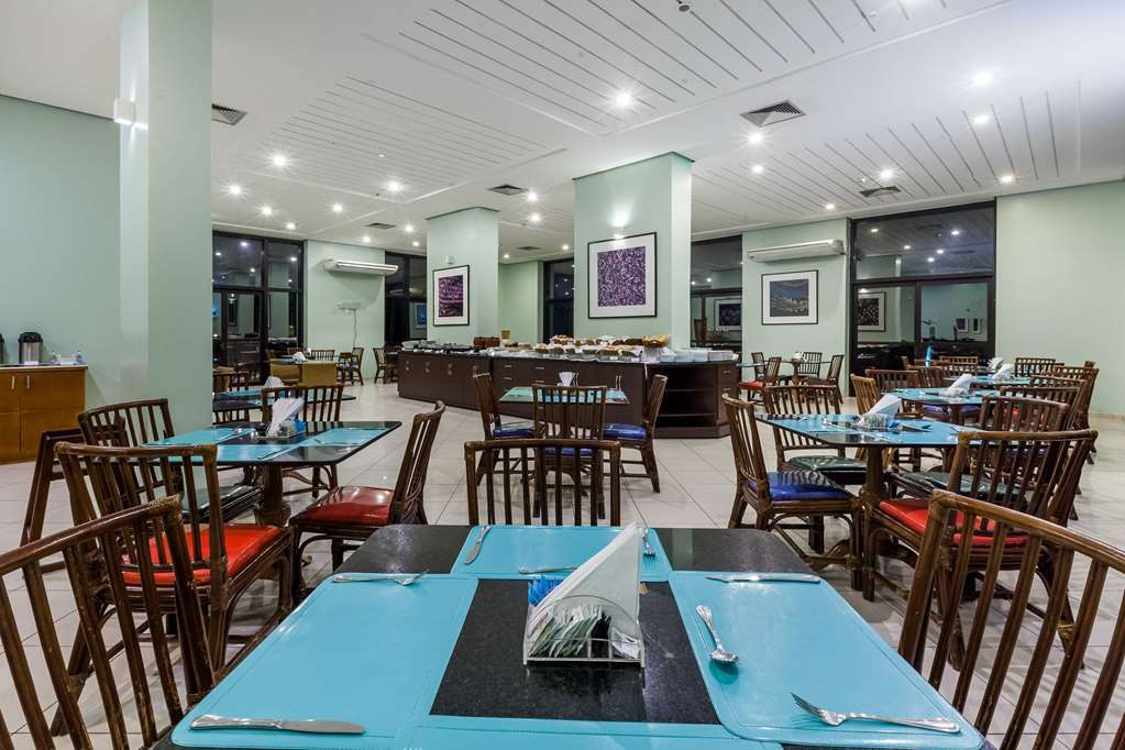 Hotel Wyndham Garden Manaus Restaurant foto